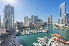 Stunning 1-Bedroom with Sea View in Dubai Marina